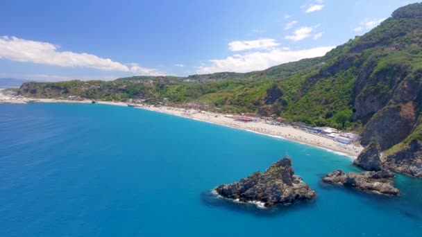 Hermosa Vista Aérea Playa Tonnara Calabria Italia — Vídeo de stock