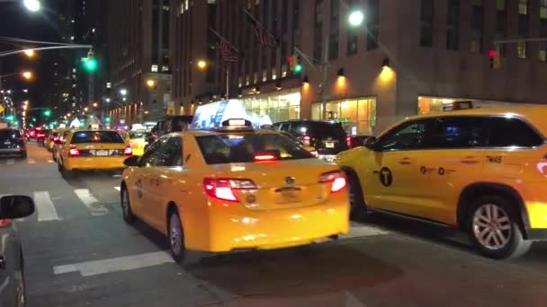 New York City Haziran 2013 Times Square Trafikte Gece — Stok video