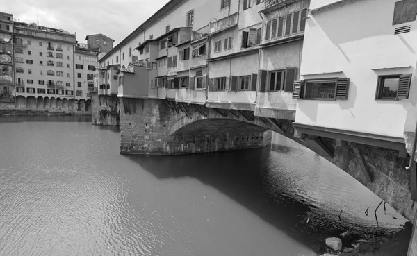 Seitenansicht Der Ponte Vecchio Florenz Italien — Stockfoto