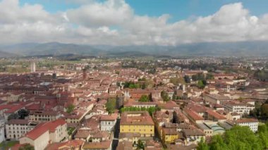 Lucca kırsal havadan görünümü, Tuscany