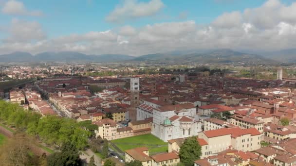 Vista aérea del campo de Lucca, Toscana — Vídeo de stock