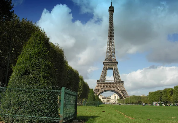 Pohled Eiffelovu Věž Paříži Francie — Stock fotografie
