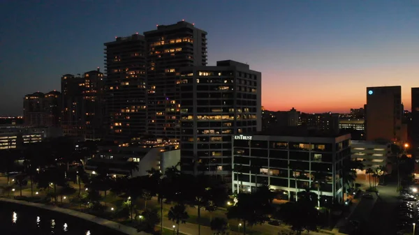 West Palm Beach Abril 2018 Skyline Aéreo Ciudad Por Noche —  Fotos de Stock