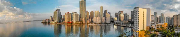 Vista Aérea Panorámica Del Centro Miami Brickell Key Amanecer —  Fotos de Stock