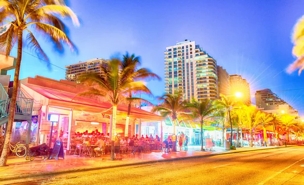 Fort Lauderdale Beach Boulevard Binalar Alacakaranlıkta Florida — Stok fotoğraf