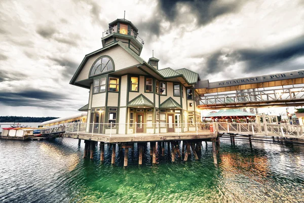 Nanaimo Canada Augustus 2017 Promenade Lichten Van Stad Langs Poort — Stockfoto