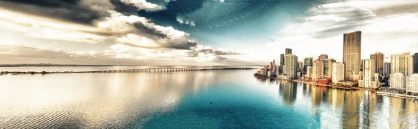 Miami Gündoğumu Okyanus Panoramik Havadan Görünümü — Stok fotoğraf