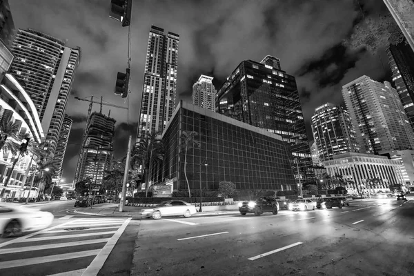 Miami Martie 2018 Trafic Centrul Orașului Timp Noapte Miami Atrage — Fotografie, imagine de stoc