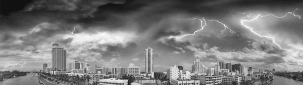 Vista Aérea Panorâmica Miami Beach Dia Tempestuoso Flórida — Fotografia de Stock