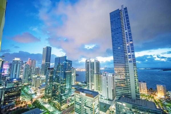 Miami Mars 2018 Fantastisk Downtown Skyline Vid Soluppgången Staden Lockar — Stockfoto