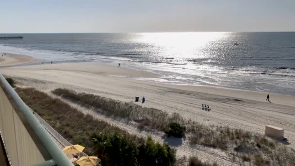 Riprese Panoramiche Una Bellissima Spiaggia Ondulata — Video Stock