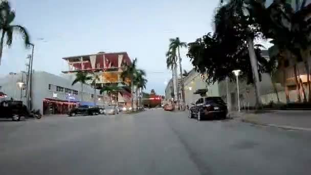 Миами Флорида Марта 2018 Движущийся Автомобиль Замечен Пляже Майами — стоковое видео