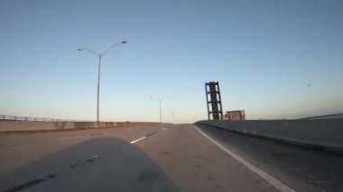 Miami, Fl - 30 Mart 2018: Araba, zaman atlamalı taşımalarını görmüş Miami Beach trafik 