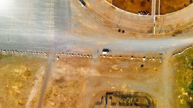 Cody Stampede Park 'ın yaz sezonunda Wyoming, Usa' daki havadan aşağıya bakan manzarası..