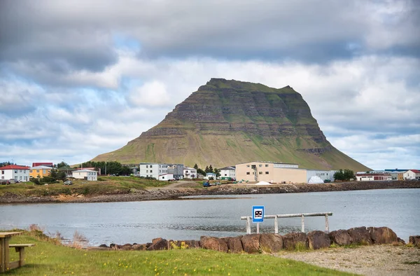 Όρος Kirkjufell στη χερσόνησο Snaefellnes της Ισλανδίας — Φωτογραφία Αρχείου