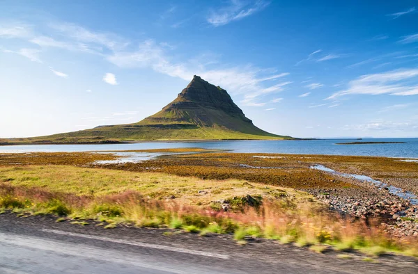 Όρος Kirkjufell στη χερσόνησο Snaefellnes της Ισλανδίας — Φωτογραφία Αρχείου