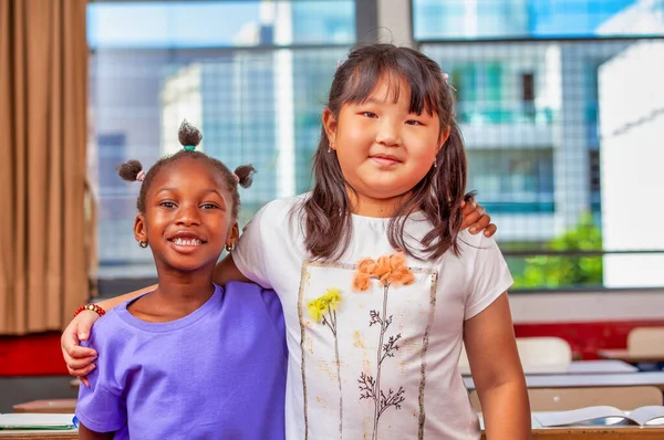 African Asian Young Girls Elementary School — Stock Photo, Image