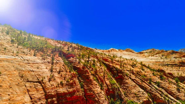 Naturlandschaft des Zion Nationalparks, USA. Luftaufnahme von amaz — Stockfoto