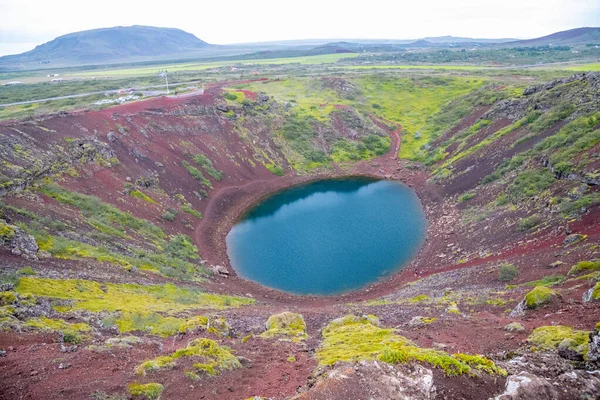 Lago da cratera Kerid na Islândia — Fotografia de Stock