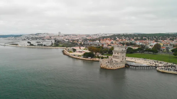 Vista aérea da Torre de Belém, Lisboa, Portuga — Fotografia de Stock
