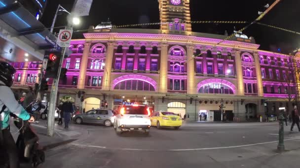 Melbourne Caddesinin Gece Görüntüsü Yol Manzarası — Stok video
