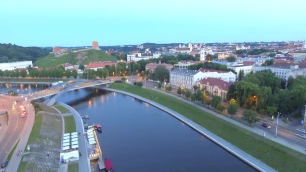 Riprese Aeree Del Fiume Nella Città Riga Tramonto — Video Stock