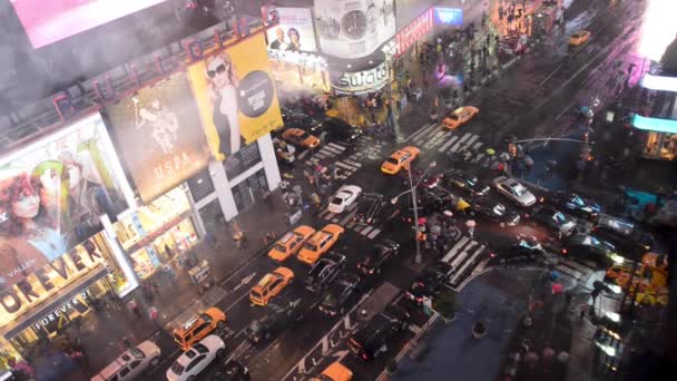 Nueva York City Junio 2013 Tráfico Times Square Por Noche — Vídeos de Stock