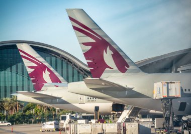 Doha, Katar - 12 Aralık 2016: Doha International 'da uçaklar
