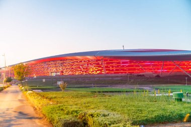 Abu Dabi, Uae - 6 Aralık 2016: Ferrari World Abu Dabi at ni
