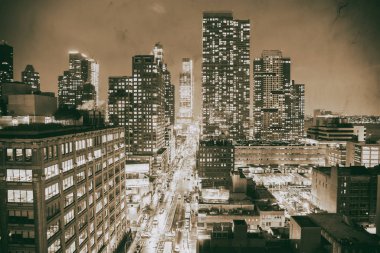 New York City - Aralık 2018: Manhattan gece silueti