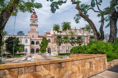 Sultan Abdul Samad binası Merde 'nin önünde.