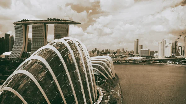 SINGAPUR - 1 DE ENERO DE 2020: Vista aérea del Área de Marina Bay en un — Foto de Stock