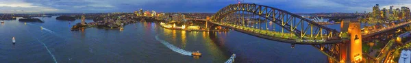 悉尼海港大桥在超级网桥上，从空中看 — 图库照片