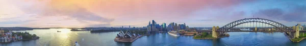 Aerial view of Sydney Harbour at sunset — Stock Photo, Image