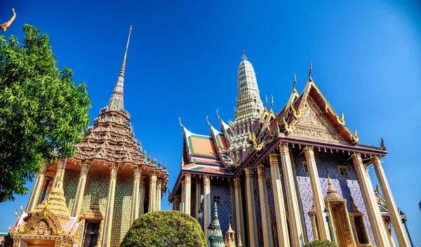 Grand Palace på en solig morgon, Bangkok — Stockfoto