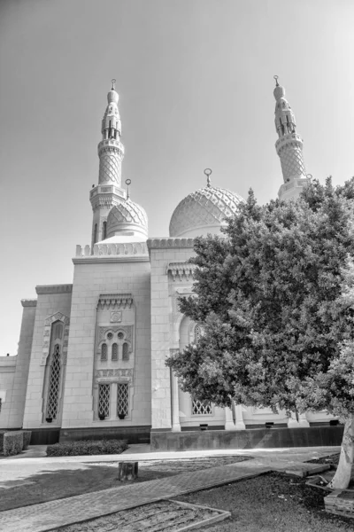 Mešita Jumeirah v Dubaji, Spojené arabské emiráty — Stock fotografie