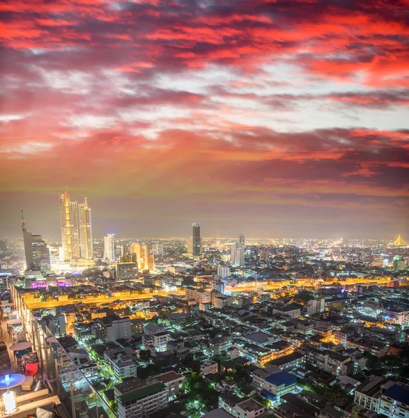 Night aerial view of Downtown Bangkok, Thailand — Stock Photo, Image