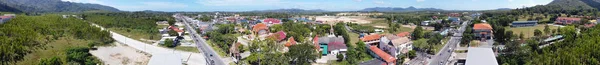 Wat Choeng Thale Tempel in Phuket. Schöne Panorama-Antenne — Stockfoto