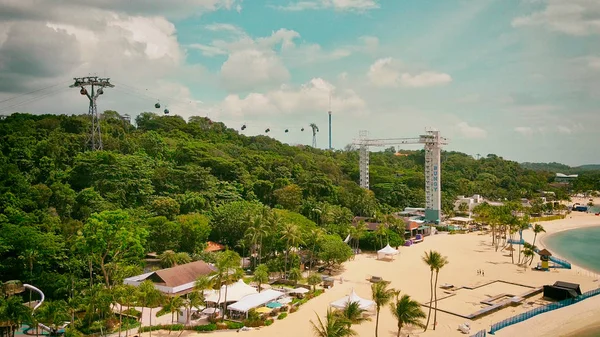 Singapur, Sentosa Adası 'ndaki Siloso Sahili' nin havadan görünüşü — Stok fotoğraf