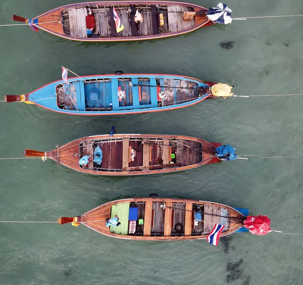Wooden long tail boats of Thailand. Overhead aerial view from dr — Stock Photo, Image