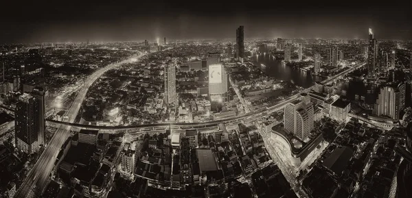 Aerial view of Bangkok skyscrapers at night, Thailand — Stock Photo, Image