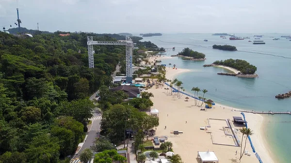 Singapur, Sentosa Adası 'ndaki Siloso Sahili' nin havadan görünüşü — Stok fotoğraf