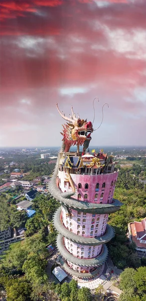 Wat Samphran Dragon Temple cerca de Bangkok, Tailandia. Panora aérea —  Fotos de Stock