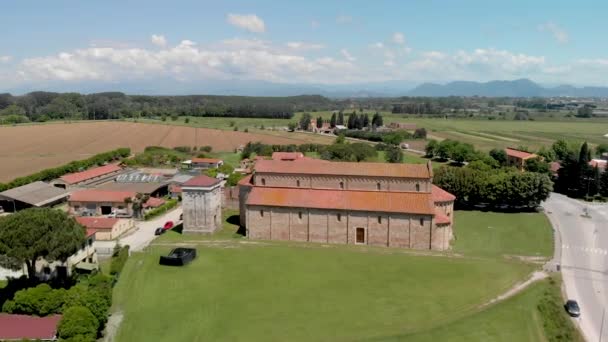 Scenic Aerial Footage Basilica San Piero Pisa Tuscany Italy — Stock Video