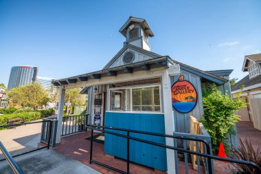 SAN DIEGO, CA - 30 Temmuz 2017: Seaport Village Bar ve Restoran