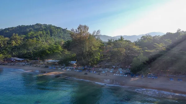 Khao Lak kustlinje, vacker antenn utsikt en solig morgon, Th — Stockfoto