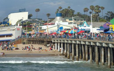 Santa Monica, CA - 1 AĞUSTOS 2017: panoramik şehir iskelesi w