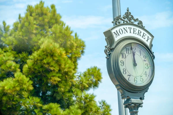 Monterey clock along the city streets, California — Stock Photo, Image