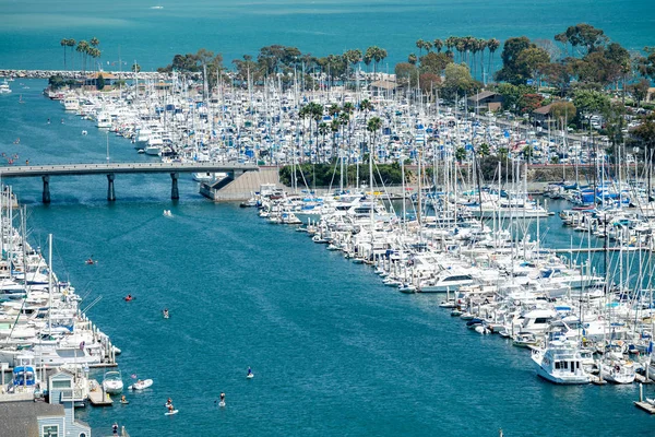 Dana Point Marina em um belo dia de verão, Califórnia — Fotografia de Stock