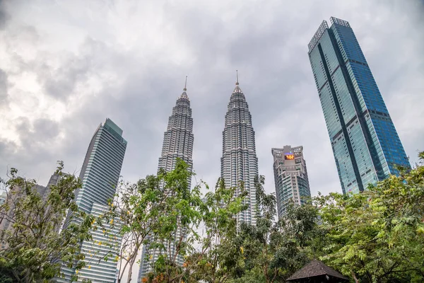 Kuala Lumpur Maleisië December 2019 Petronas Tower Skyline Van Stad — Stockfoto